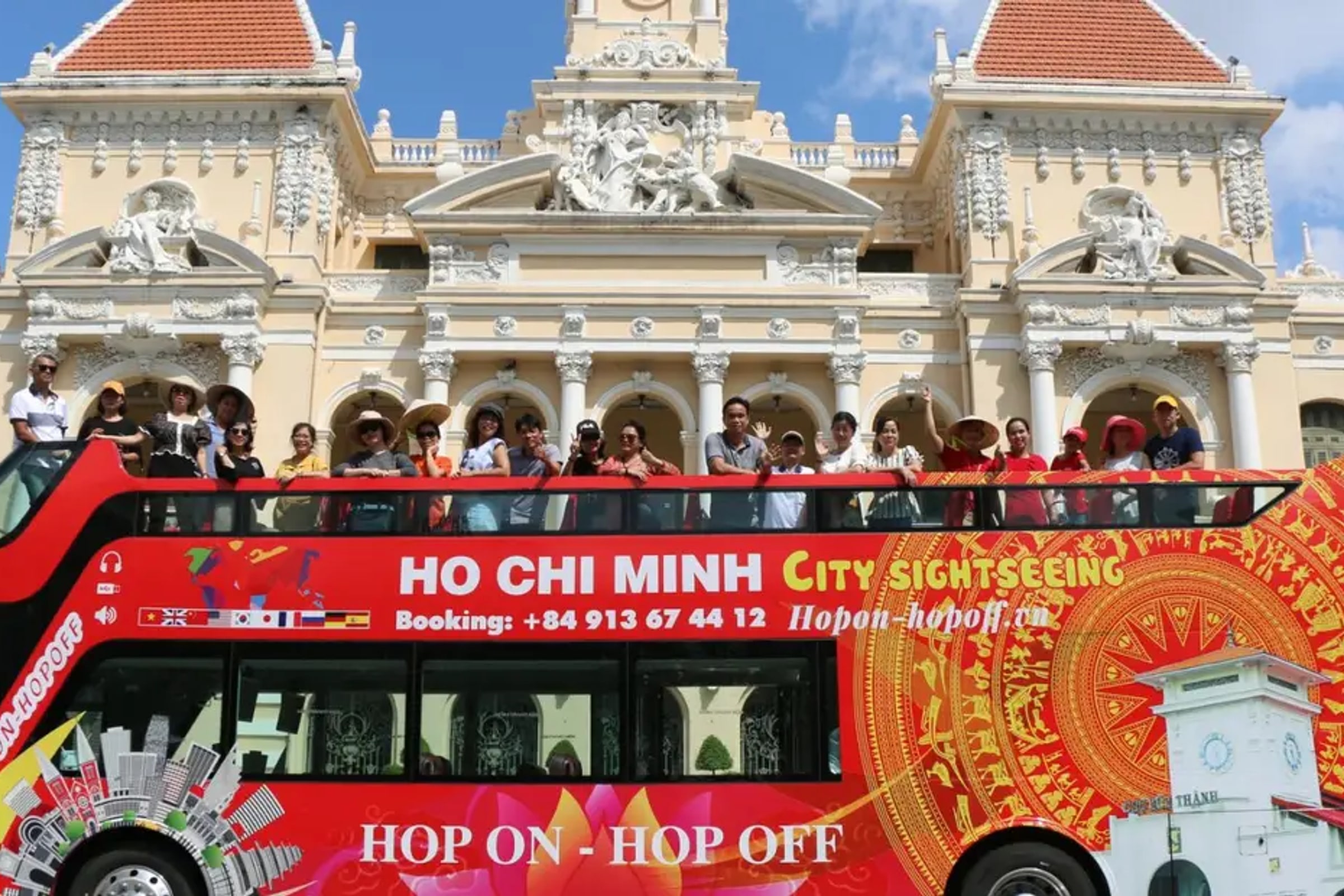 24H - Ho Chi Minh City Tour: Hop-On, Hop-Off Bus